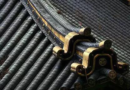 日本的瓦片，也別有風韻